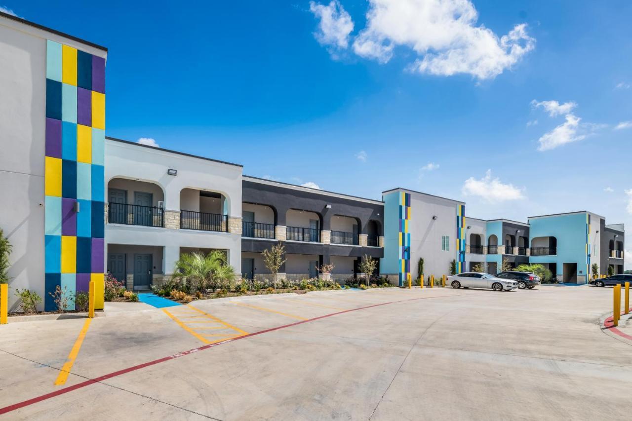 Scottish Inns-Campus Fort Worth Bagian luar foto