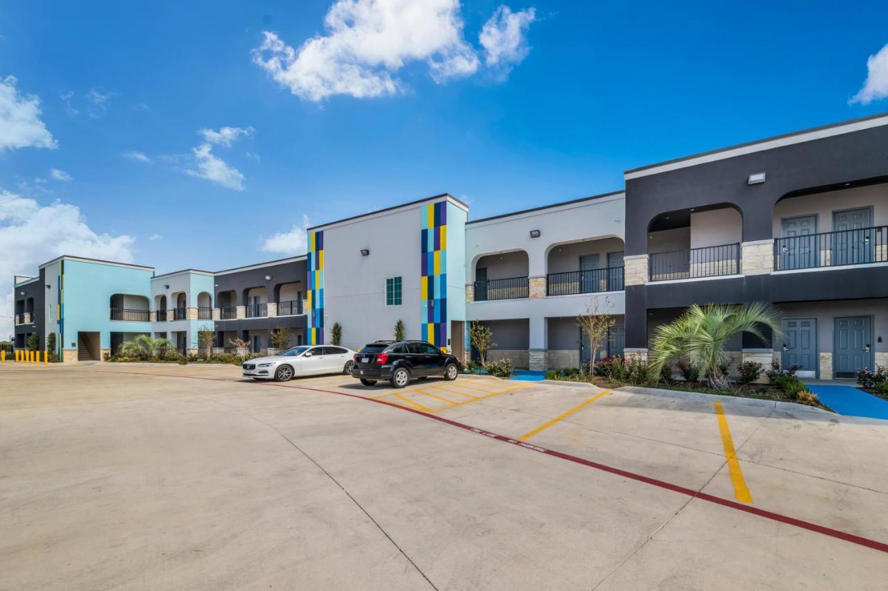 Scottish Inns-Campus Fort Worth Bagian luar foto